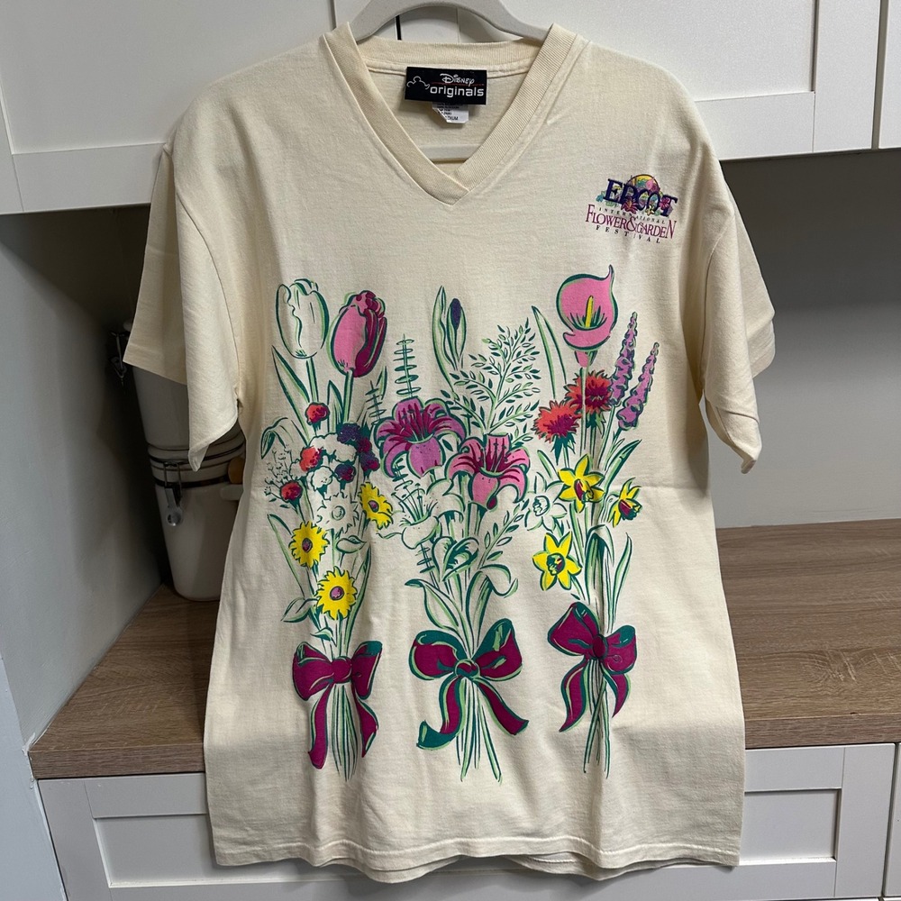 VTG Disney Originals Epcot Flower & Garden Festival Shirt Women M Graphic V-Neck